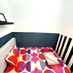 Deluxe Couple Partition Room In Tecom Near Metro