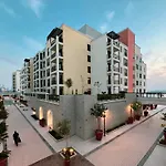 Family Escape, Beautiful 1 Bedroom At La Mer Beach