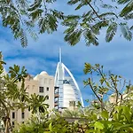 Trophy Jumeriah Pearl Retreat With Great Pool & Gym In Madinat Jumeriah Living