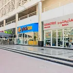 Blooming Partition Room In Tecom Near Internet City Metro