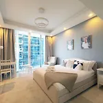 Canal Access Studio, 1 Min Walk To Business Bay Marina