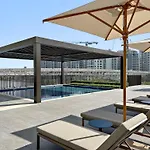 Amazing 2Br With A Lagoon View In Creek Harbour
