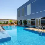 Amazing Modern Spacious Studio At Sky Gardens Difc