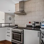 Luxury 1 Bedroom Apartment In Discovery Gardens