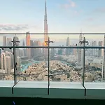 Walking Distance To Dubai Mall Full Burj Khalifa View And Fountain View New Year Full Fireworks View 2Br