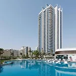 Maison Privee - Trendy Apt W/ Dazzling Vws & Top-Class Facilities