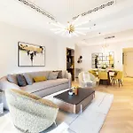 2 Bed- Family Friendly, Private Jacuzzi - Dubai Mall