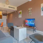 Bellavista - Grande - 2 Bedroom - Boulevard Central