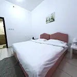 Al Badaa Star Residence - Home Stay