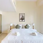Primestay - The Lofts 1Br In Downtown Dubai