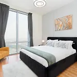 Lux Bnb I Amna Tower I Sky Line Views