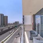 Trinity Holiday Homes - Spacious Modern Living 1Br & 2Br Unique Apartment