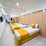 OYO 314 24 Gold Hotel