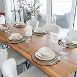 Elegant Seaside Living 3-Bedroom Emaar Beachfront By Suiteable