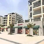 Lc22 - Elegant 1Br With Beach Access In La Cote Building