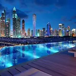 Marina Skyline View & Dubai Harbour Beachfront