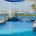 Club Vista Mare, Free Riva Beach Club Access