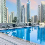 Downtown Flat Burj Khalifaoperametro-Sleeps 3!