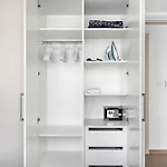 Exclusive 1 Bdr In A Exclusive Neighbourhood