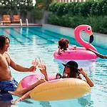 Revier Hotel Dubai