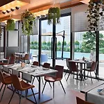 Revier Hotel Dubai