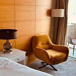 Dubai Mall unique Studio in address residence