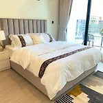 Aaderi Super Studio