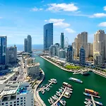 Fam Living - Stunning Modern Marina Apartment