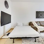 Wonderful 2 Bedroom Apartment In Jbr