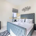 Marina View Tower 2 Bed Apartment With Parking