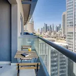 First Class 2Br Modern Downtown Retreat