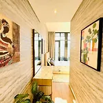Cloud 9 - Chic Studio Apt With City Views In Regina Tower