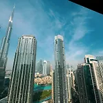 Downtown Luxurious 2Br Apartment Near Burj Khalifa