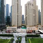 La Vie On Jbr