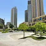 Citihome-1Br With Large Living Room In Creek Horizon