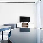 Stylish One-Bedroom Getaway In Business Bay