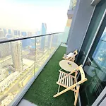 1 Bedroom High Floor With Stunning Night View-3 Mint Walk To Dubai Mall & Burj Khalifa