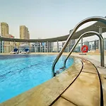 Amazing Roof Top Pool In Nice 1 Bhk Flat In Marina