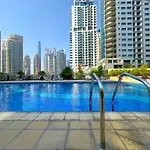 Dreamlike Full Pool & Marina View Apartment Dubai