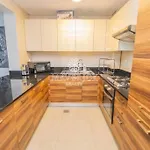 1 Bedroom Spacious Canal View In Marina