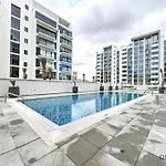 Alluring Studio Apartment At Azizi Riviera 16, Al Merkadh By Deluxe Holiday Homes