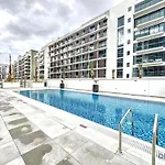 Alluring Studio Apartment At Azizi Riviera 16, Al Merkadh By Deluxe Holiday Homes