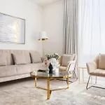 Cozy 2 Bedroom In Meydan - Sobha Creek Vista