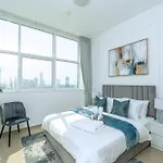 New Luxury 1 Bed Apartment