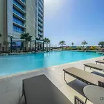 City Views! Promo On Delightful 2Br In Aykon City By Deluxe Holiday Homes