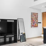 First Class Studio Premium And Luxurious