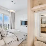 Daniels Skyline View 2Br In Downtown Dubai
