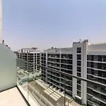 Charming Аpartments At Azizi Riviera