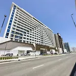 Stunning Studio Apartment In Azizi Star , Jebel Ali By Deluxe Holiday Homes