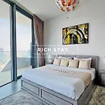 Elegant 2Br In Stella Maris, Marina Lake View